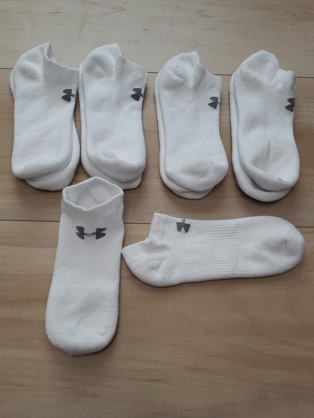 Under Armour White Low-Cut Athletic No-Show Socks - 5-Pair